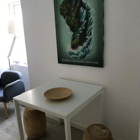 セトゥーバルCasa Da Avenida IIアパートメント エクステリア 写真